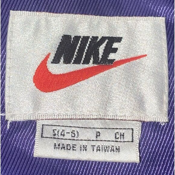 Nike Wm’s Sz Sm 4-6 Purple Nylon Full Zip Windbreaker Jacket - Picture 5 of 6